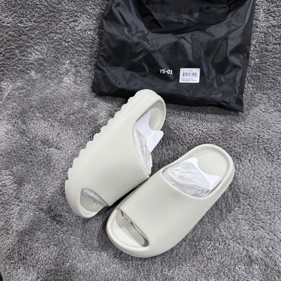 Yeezy Other - Yeezy YS 01 Slide Cream Mens Size 11M Slip On Sandals Minimalist Streetwear NEW